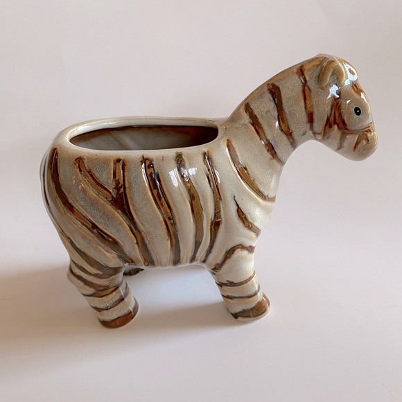 Ceramic Zebra Brown Planter - Picture 7 of 8